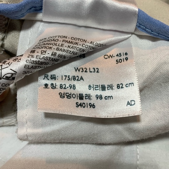 DOCKERS-men’s beige ‘CLASSIC FIT’ pleated chino dress pants - Picture 11 of 11